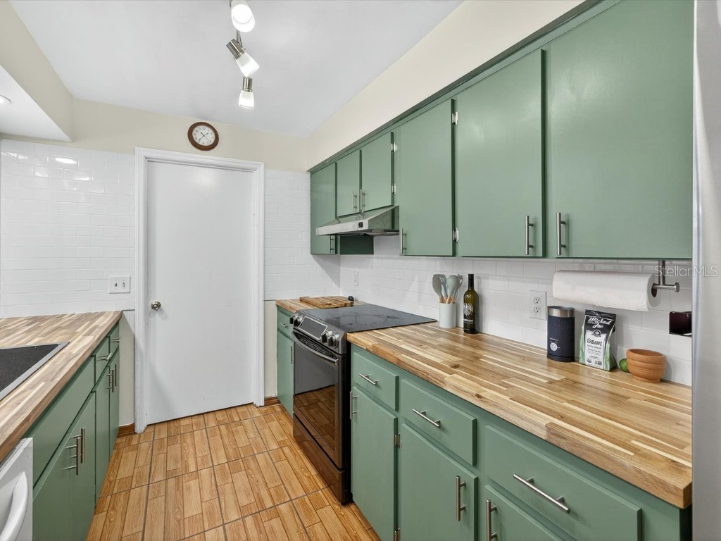 325 Charles Avenue Orange City FL 32763 O6339643 image12