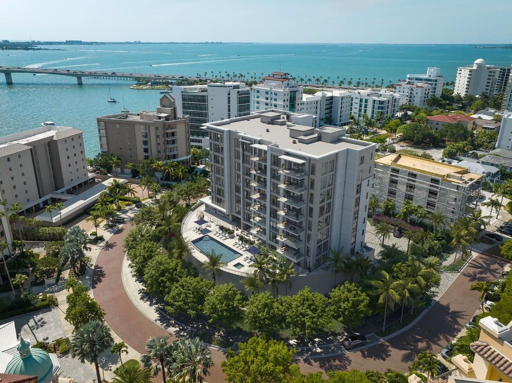 325 Golden Gate Point #602 Sarasota FL 34236 - SARASOTA BAY A4677233 image1