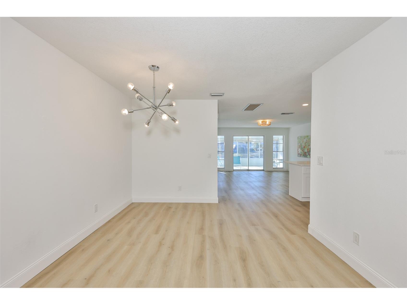 325 Green Manor Drive Sun City Center FL 33573 TB8466789 image10