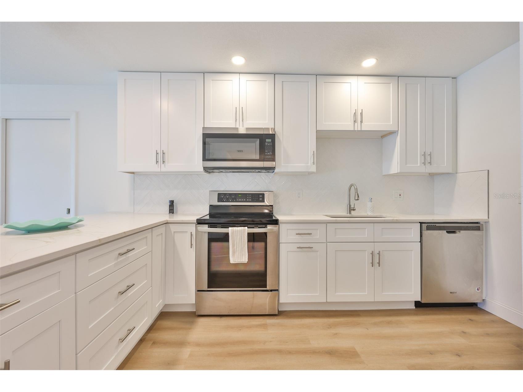 325 Green Manor Drive Sun City Center FL 33573 TB8466789 image20