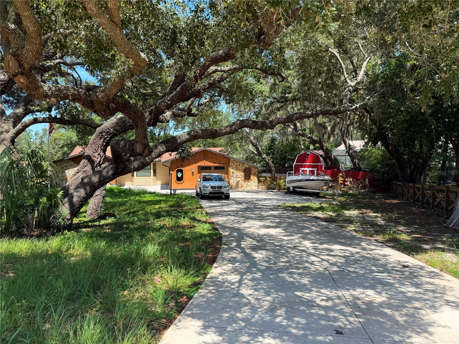 325 Gulfport Lane Spring Hill FL 34608 TB8531764 image3