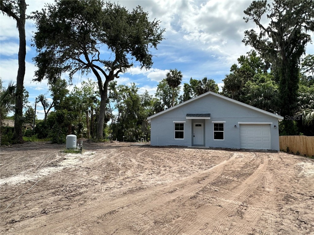 325 Lake Crescent Drive Debary FL 32713 O6102255 image1