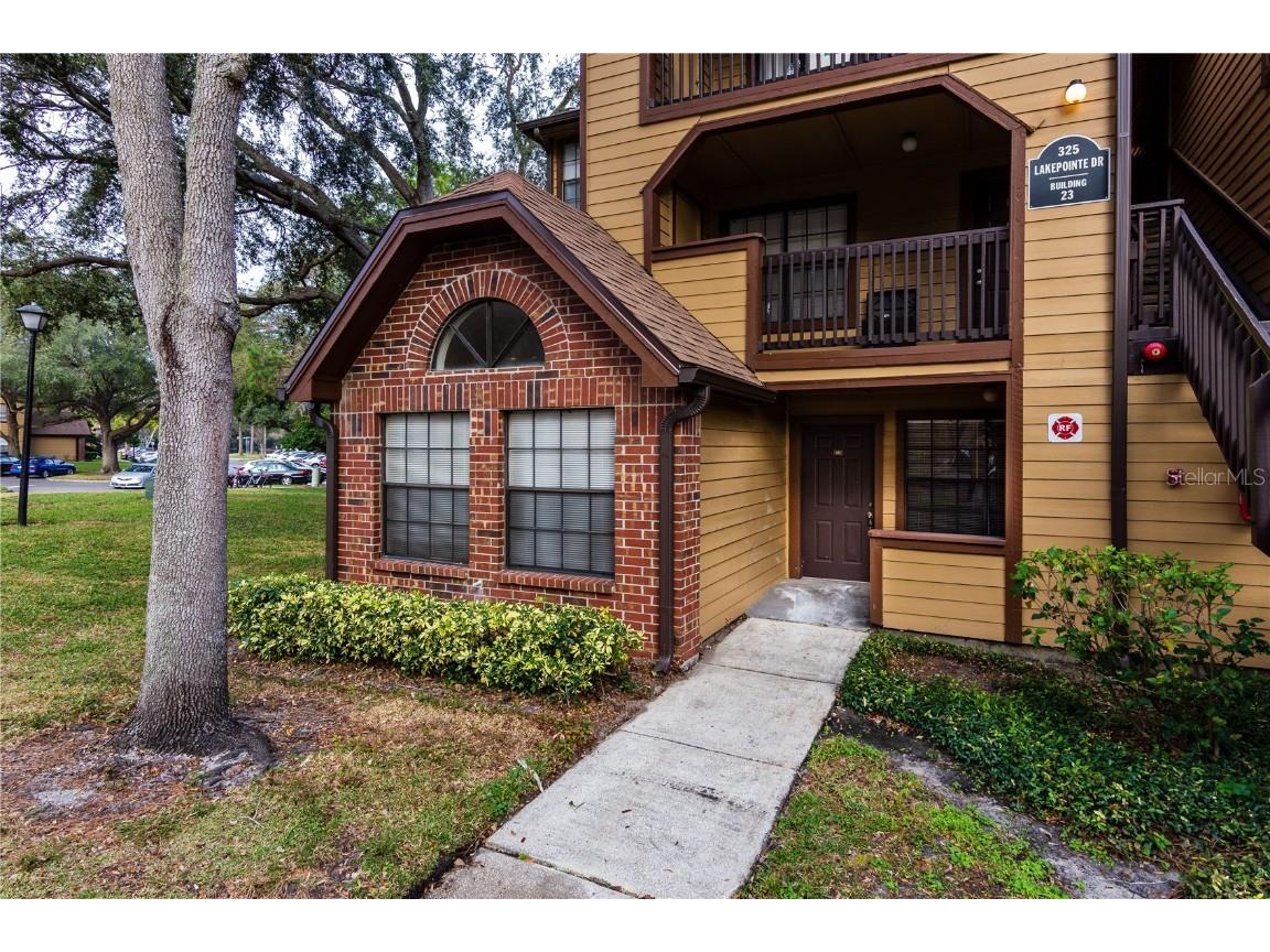 325 Lakepointe Drive #101 Altamonte Springs FL 32701 O6178508 image1