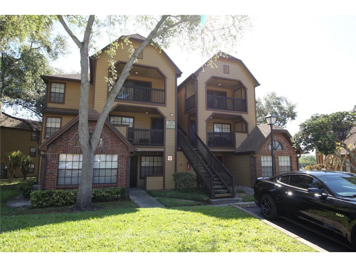 325 Lakepointe Drive #301 Altamonte Springs FL 32701 O6017970 image1