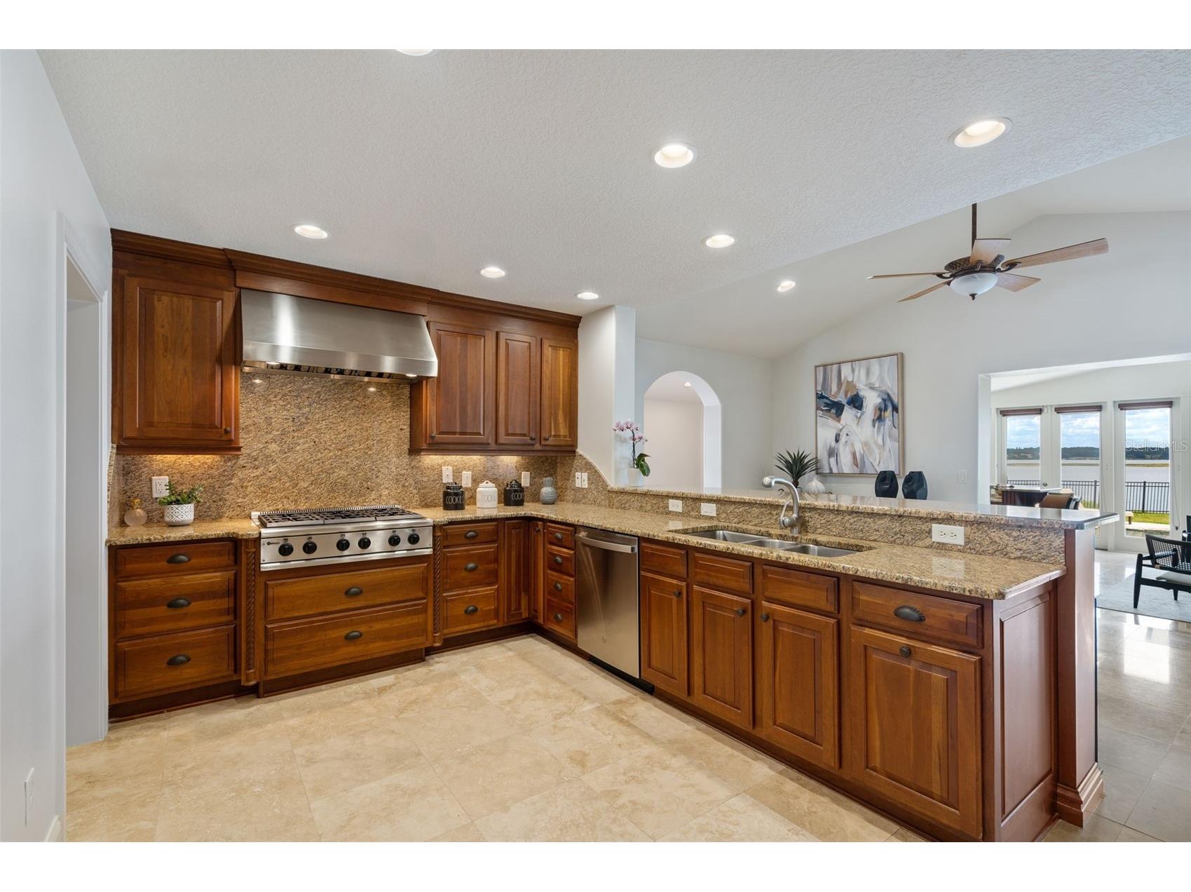 325 Magnolia Street Windermere FL 34786 - LAKE DOWN/BUTLER CHAIN O6407418 image8