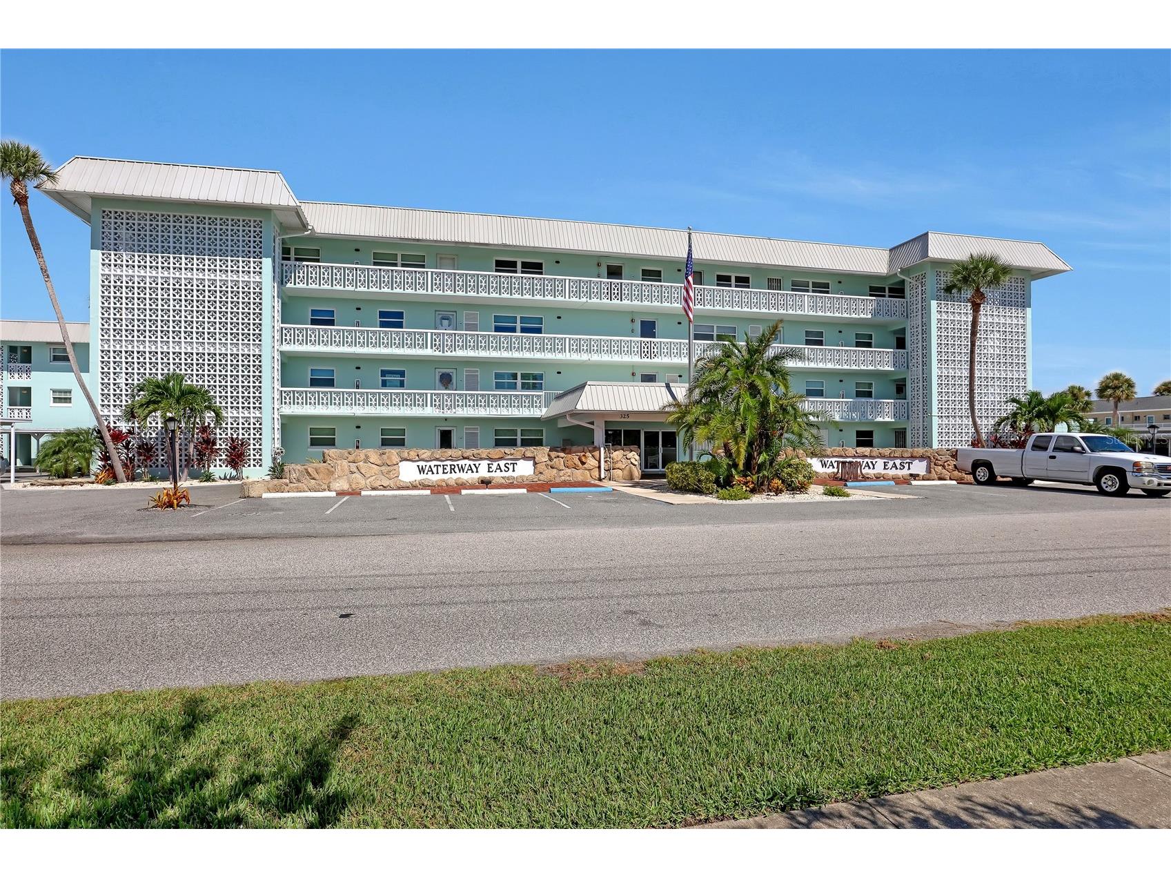 325 N Causeway #D104 New Smyrna Beach FL 32169 O6400230 image1