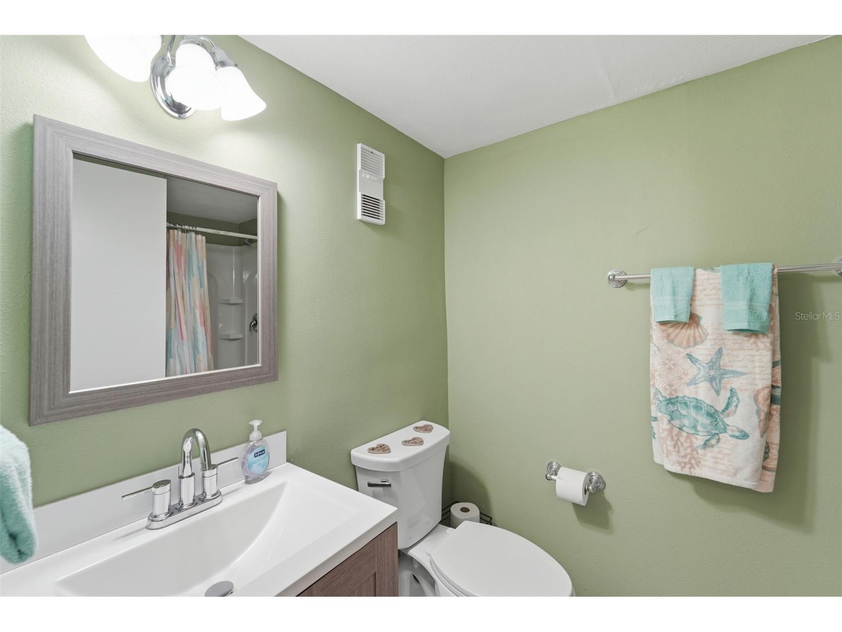 325 N Causeway #D104 New Smyrna Beach FL 32169 O6400230 image14