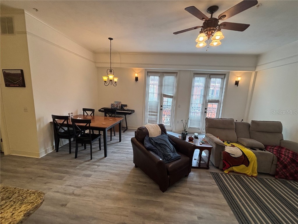 325 NW 14th Street #308 Gainesville FL 32603 GC534996 image3