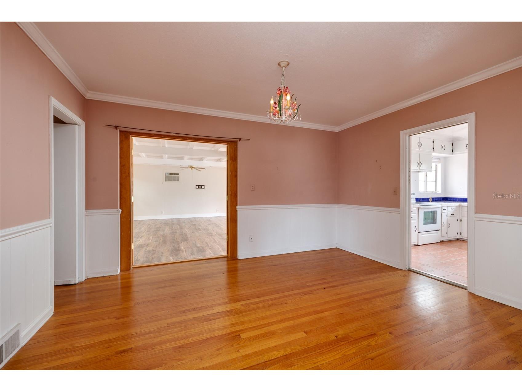 325 Orangeview Avenue Clearwater FL 33755 TB8512287 image10
