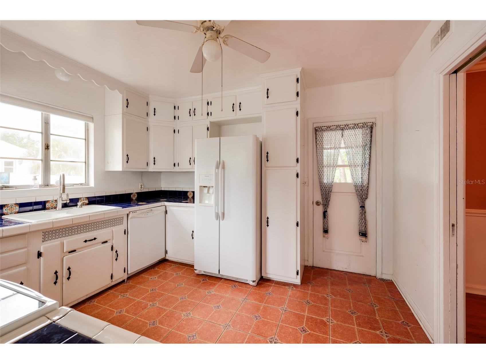 325 Orangeview Avenue Clearwater FL 33755 TB8512287 image12