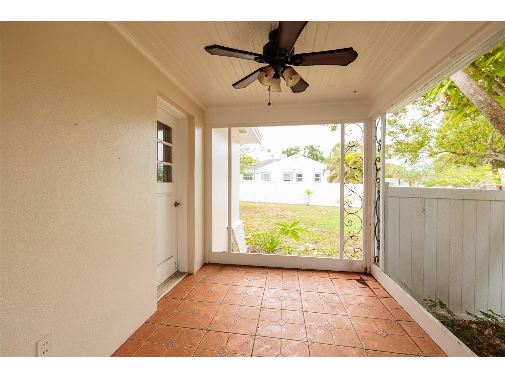 325 Orangeview Avenue Clearwater FL 33755 TB8512287 image14