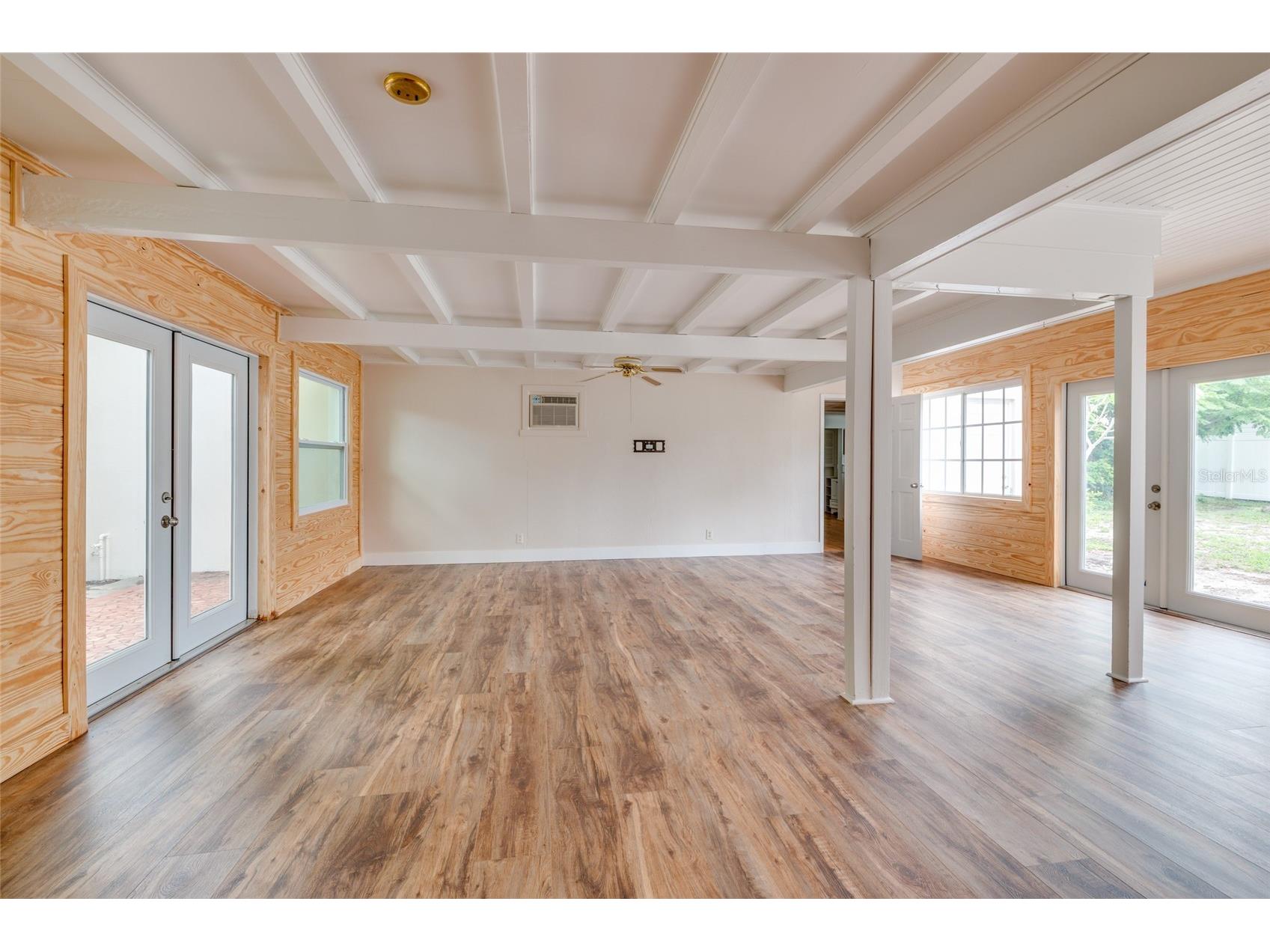 325 Orangeview Avenue Clearwater FL 33755 TB8512287 image16