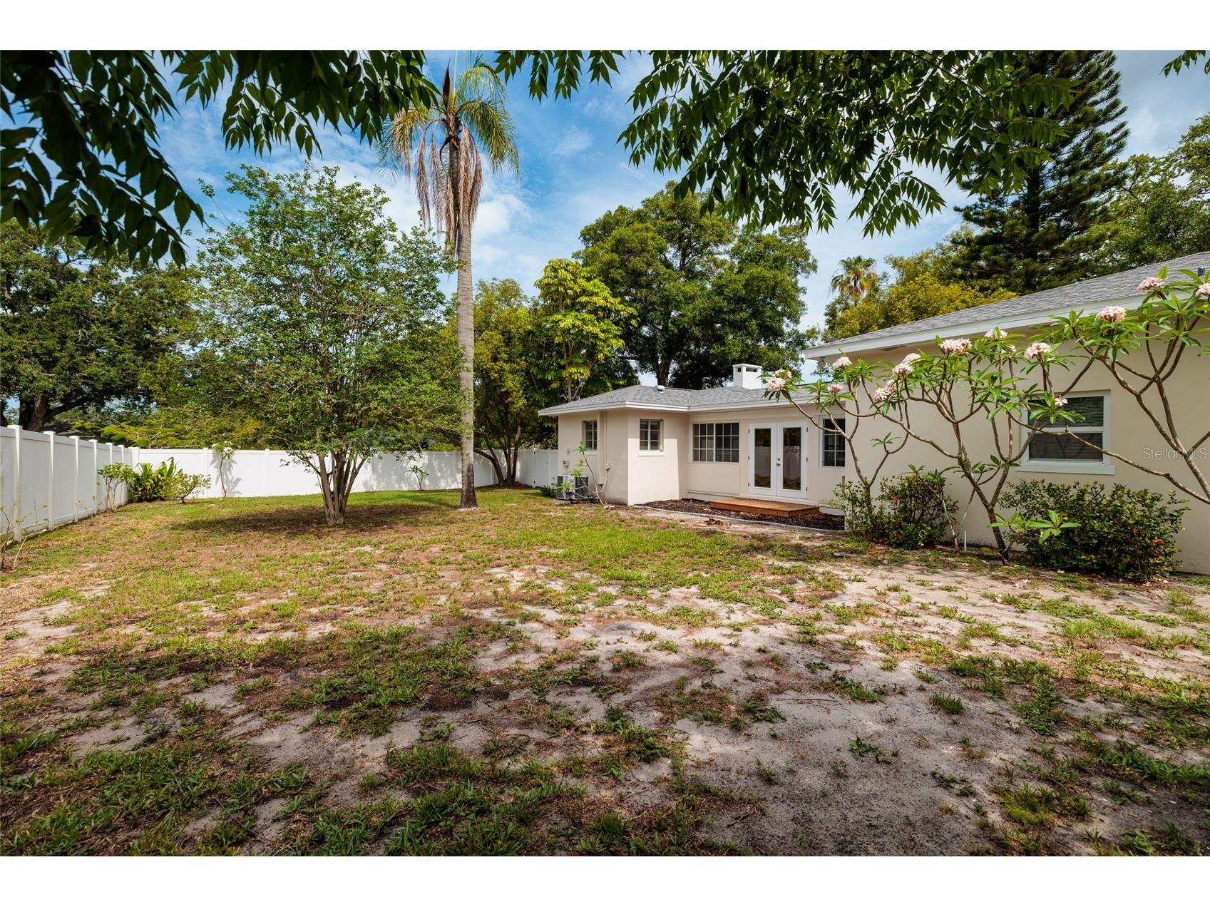 325 Orangeview Avenue Clearwater FL 33755 TB8512287 image30