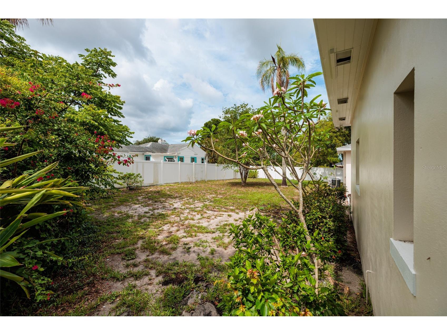 325 Orangeview Avenue Clearwater FL 33755 TB8512287 image31
