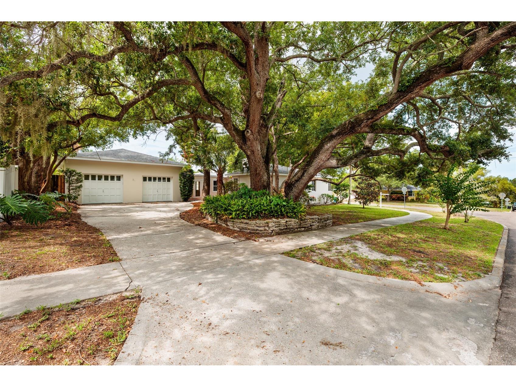 325 Orangeview Avenue Clearwater FL 33755 TB8512287 image34