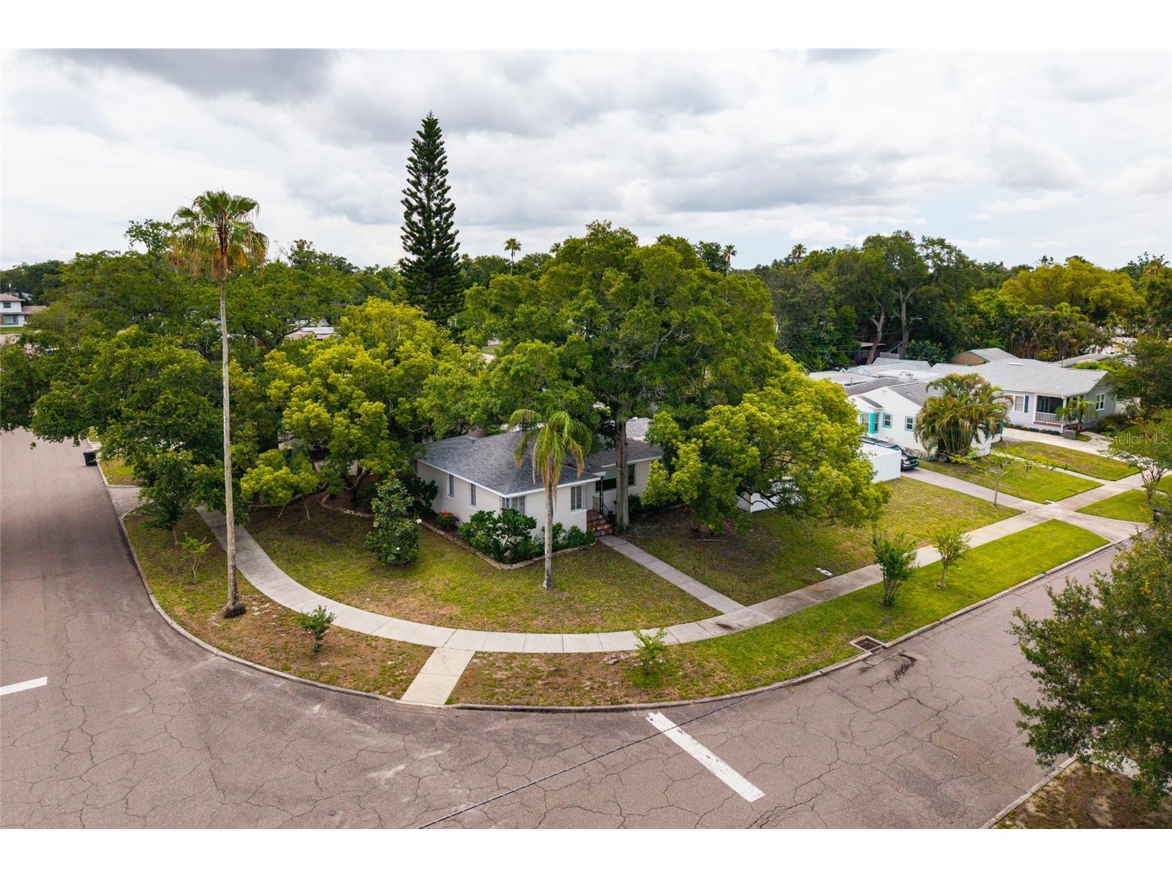 325 Orangeview Avenue Clearwater FL 33755 TB8512287 image36