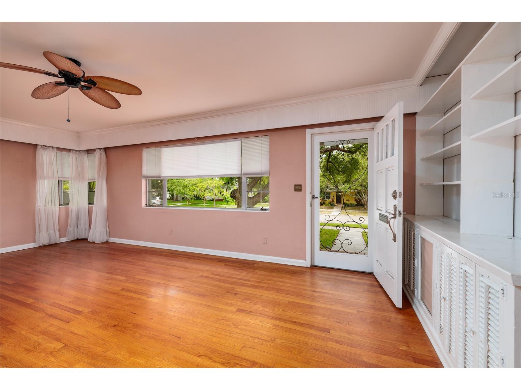 325 Orangeview Avenue Clearwater FL 33755 TB8512287 image8
