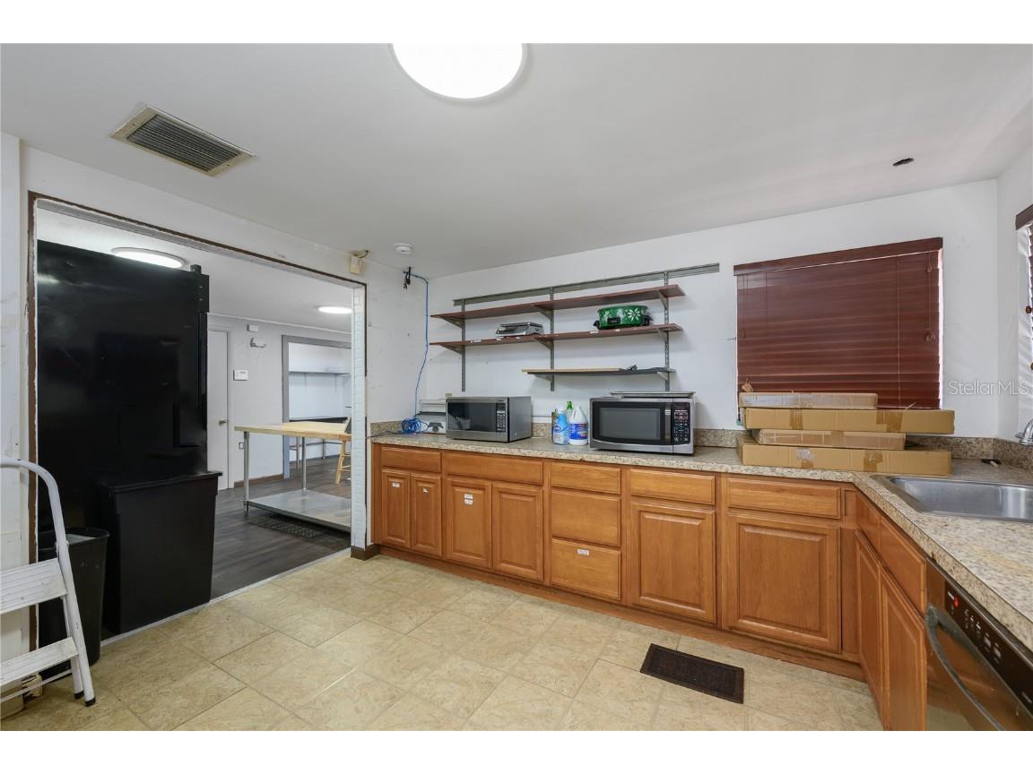 325 S Highland Street Mount Dora FL 32757 O6335300 image43