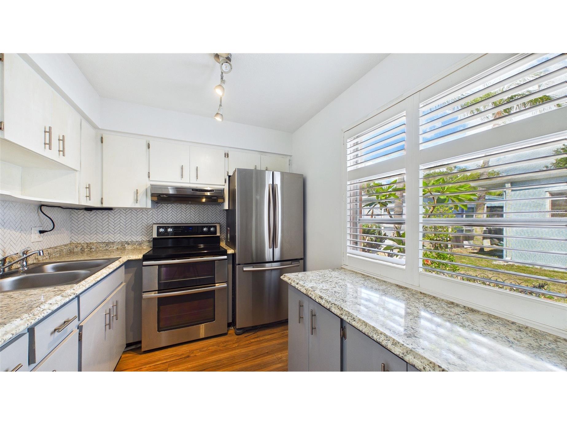 325 Sky Loch Drive W Dunedin FL 34698 TB8503385 image13