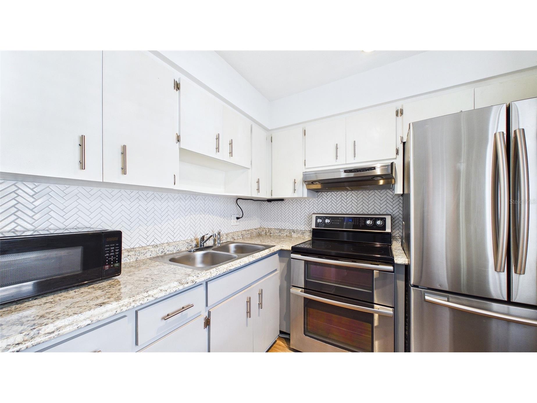 325 Sky Loch Drive W Dunedin FL 34698 TB8503385 image14
