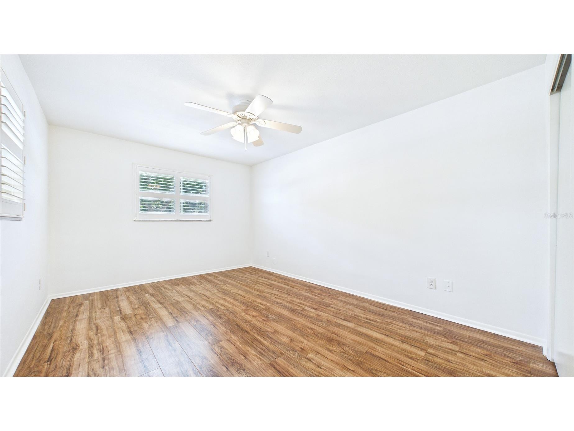 325 Sky Loch Drive W Dunedin FL 34698 TB8503385 image16