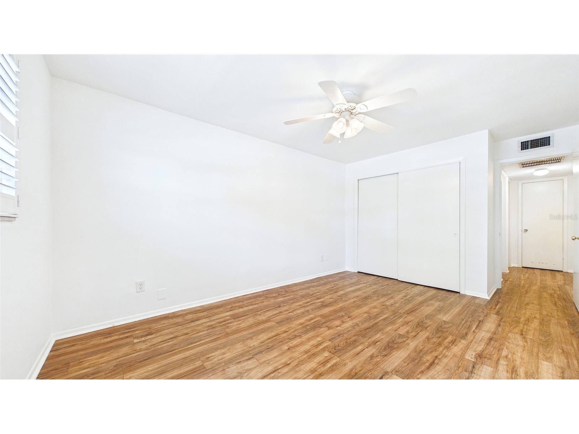 325 Sky Loch Drive W Dunedin FL 34698 TB8503385 image19