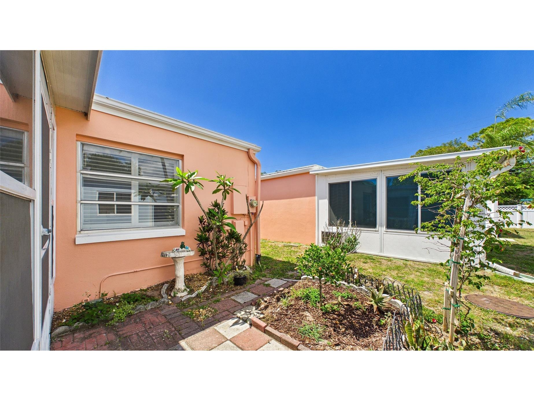 325 Sky Loch Drive W Dunedin FL 34698 TB8503385 image27