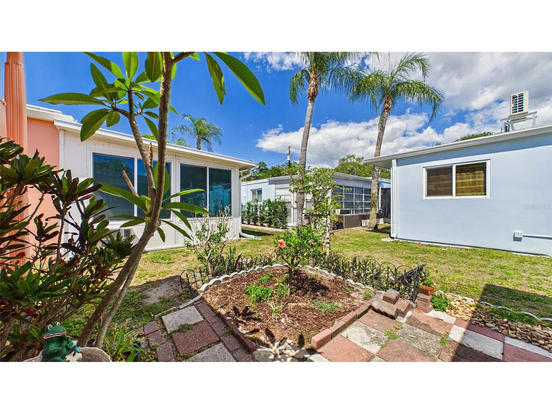 325 Sky Loch Drive W Dunedin FL 34698 TB8503385 image28