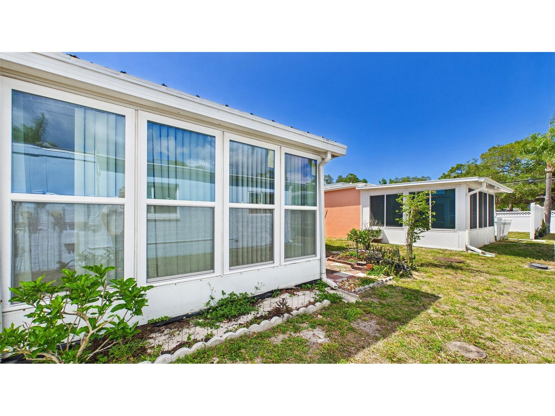 325 Sky Loch Drive W Dunedin FL 34698 TB8503385 image30
