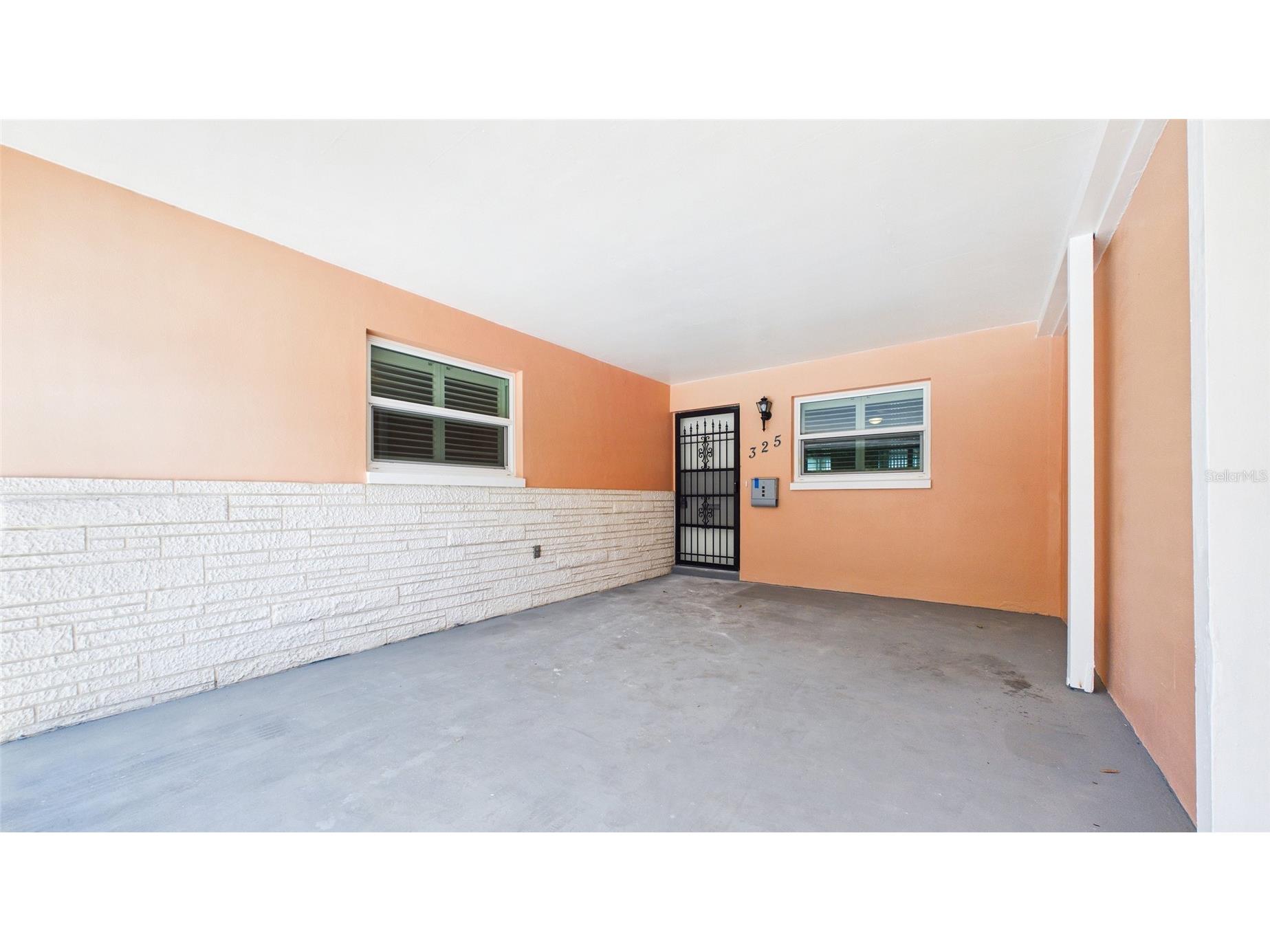 325 Sky Loch Drive W Dunedin FL 34698 TB8503385 image4