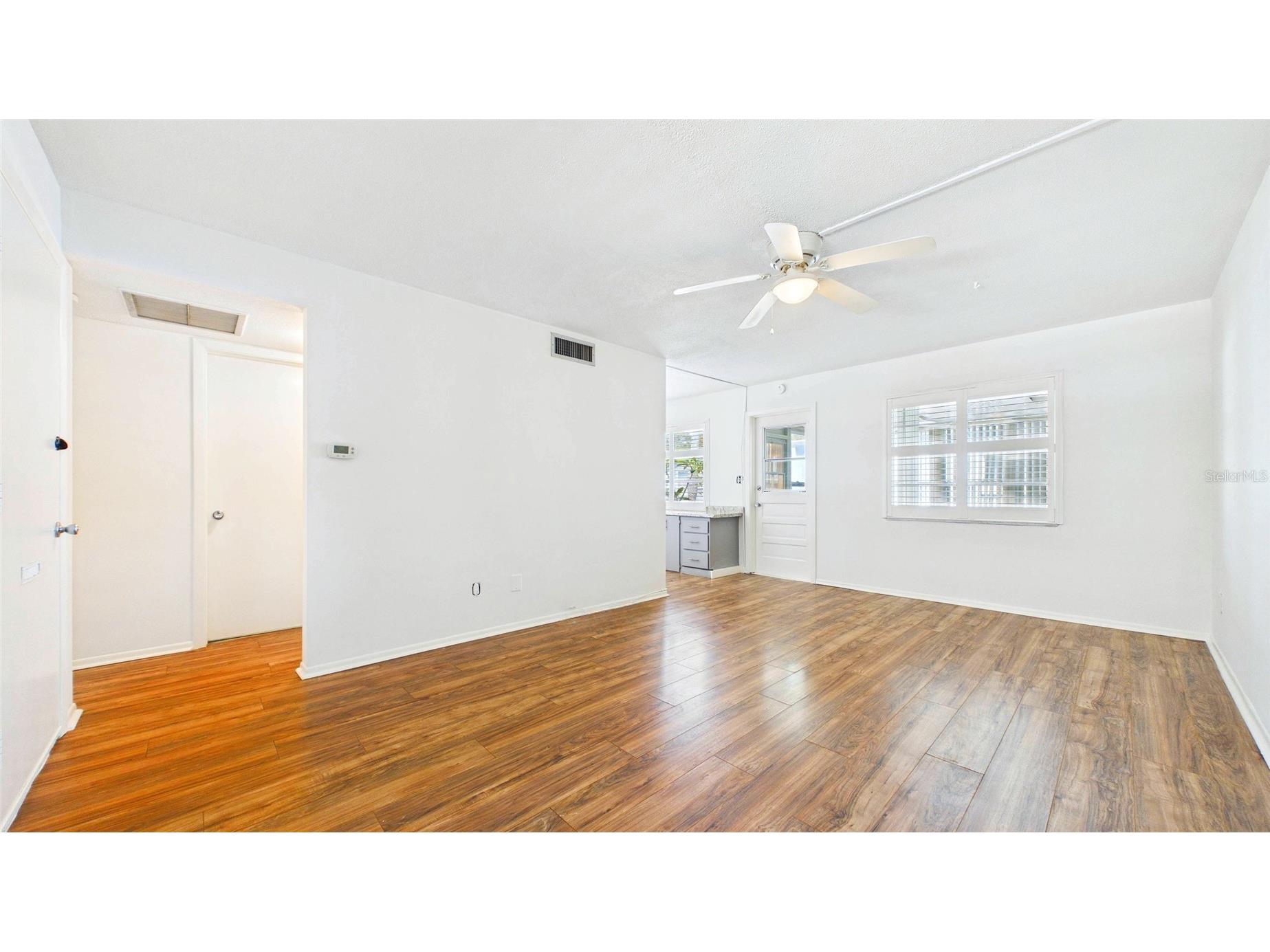 325 Sky Loch Drive W Dunedin FL 34698 TB8503385 image7