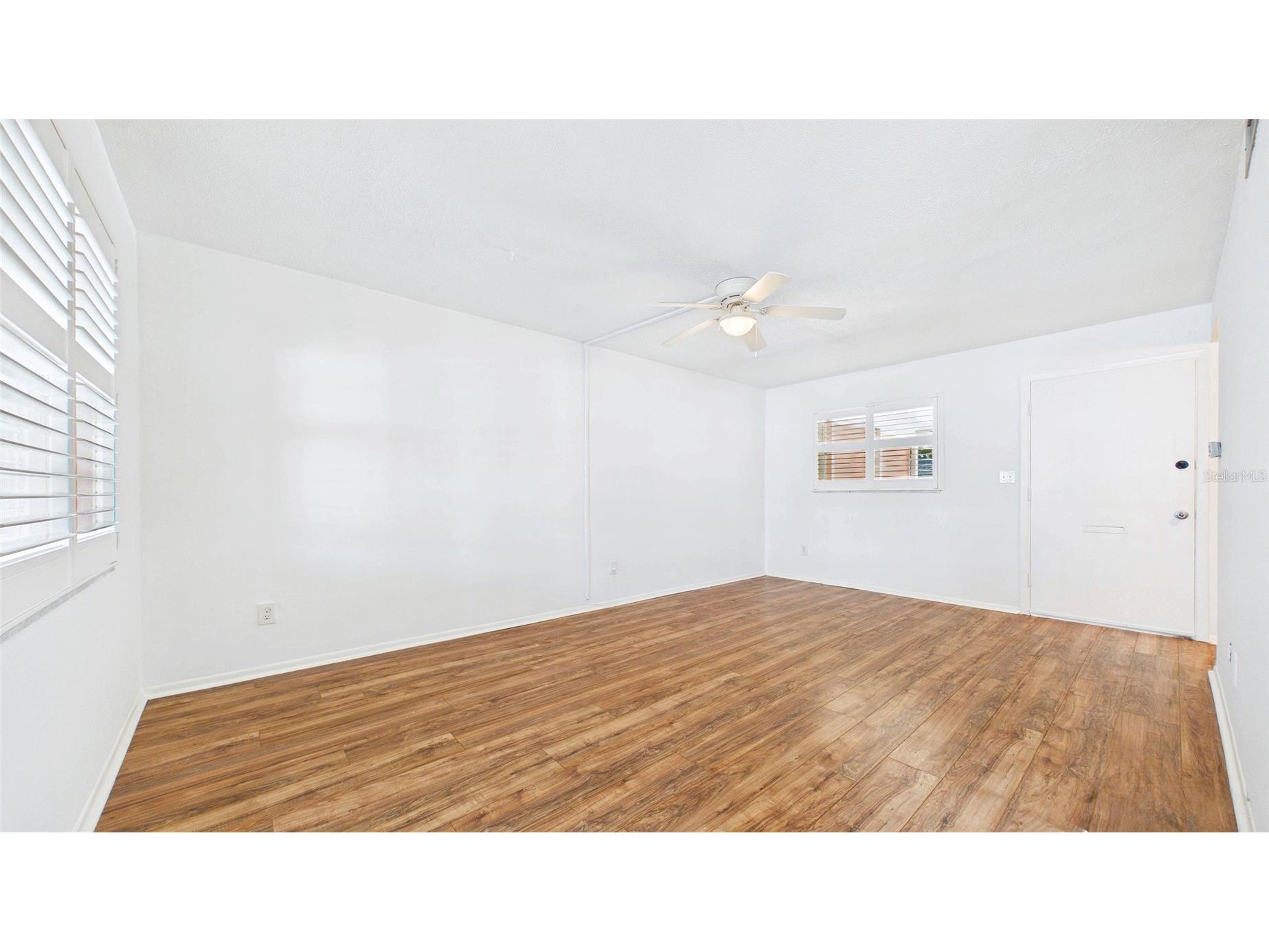 325 Sky Loch Drive W Dunedin FL 34698 TB8503385 image8