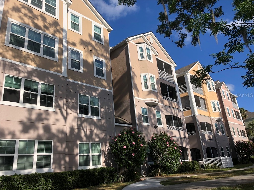 3250 Corona Village Way #208 Orlando FL 32835 O6101110 image1