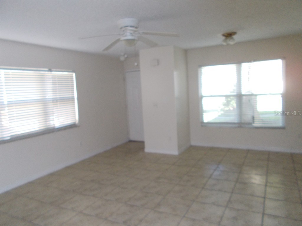 3250 Split Willow Drive Orlando FL 32808 O6357625 image3