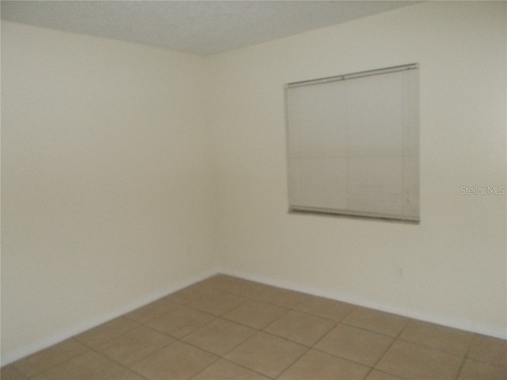 3250 Split Willow Drive Orlando FL 32808 O6357625 image8