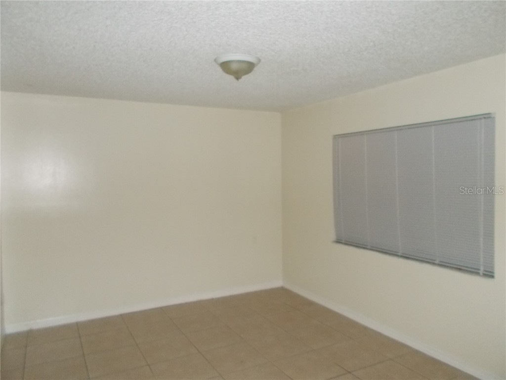 3250 Split Willow Drive Orlando FL 32808 O6357625 image9