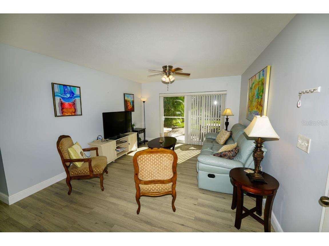 3251 Beneva Road #101 Sarasota FL 34232 A4666840 image7