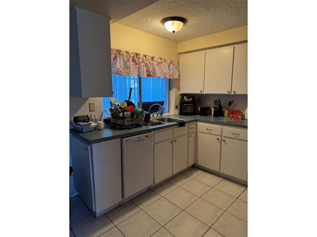 3251 Devonshire Drive Holiday FL 34691 TB8455381 image4