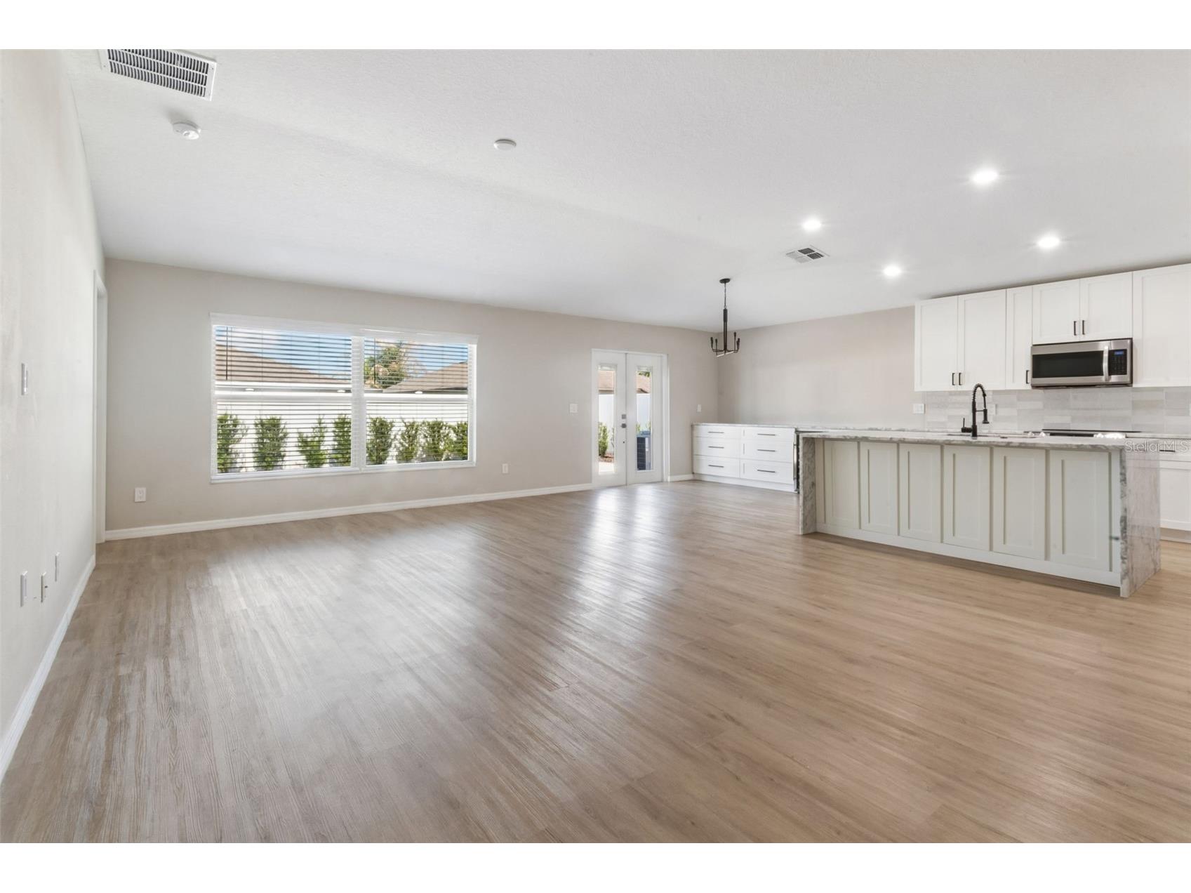 3251 Lytton Hall Drive Zephyrhills FL 33540 TB8510597 image2