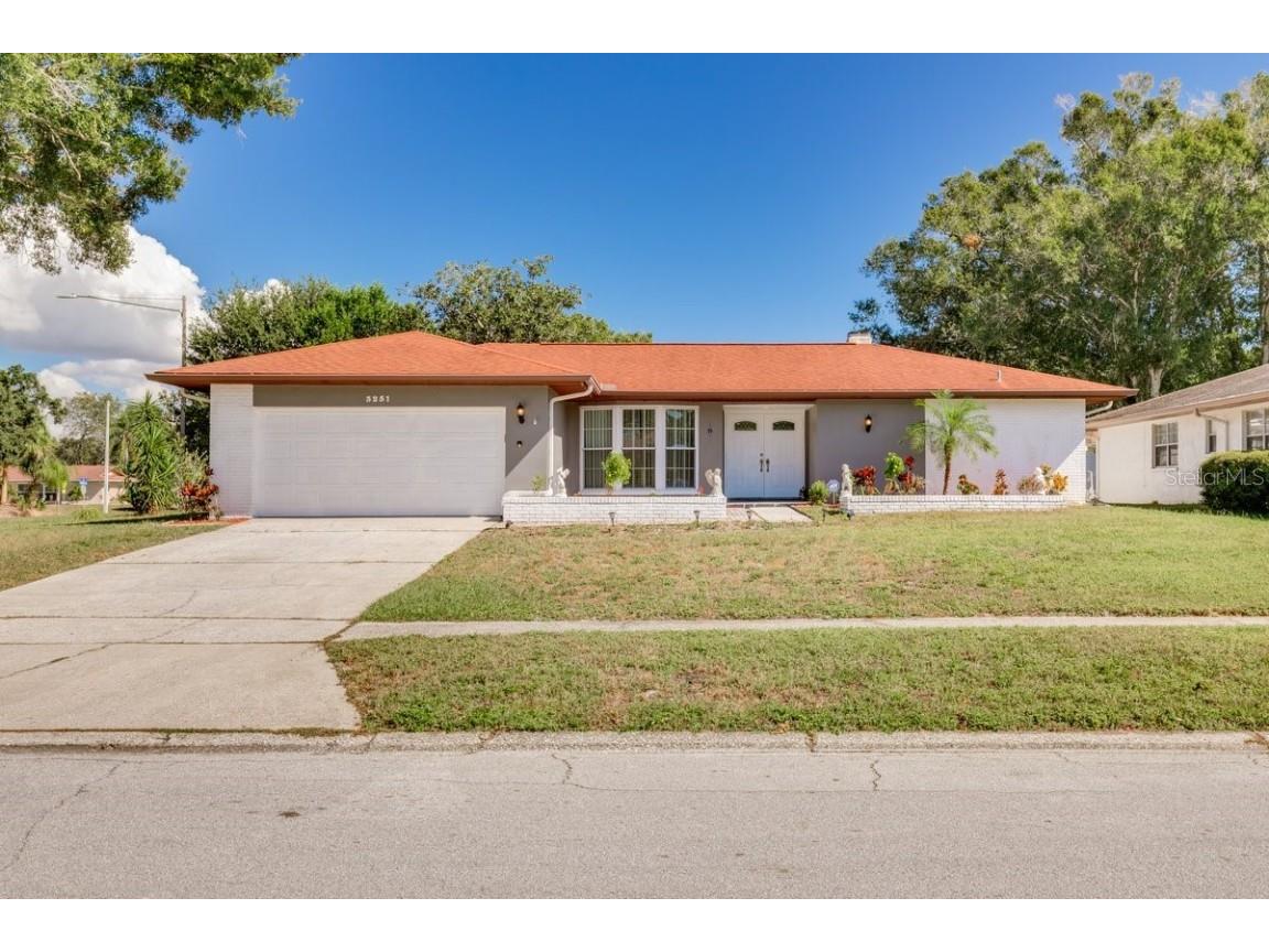 3251 Springwood Drive Clearwater FL 33761 U8214395 image1