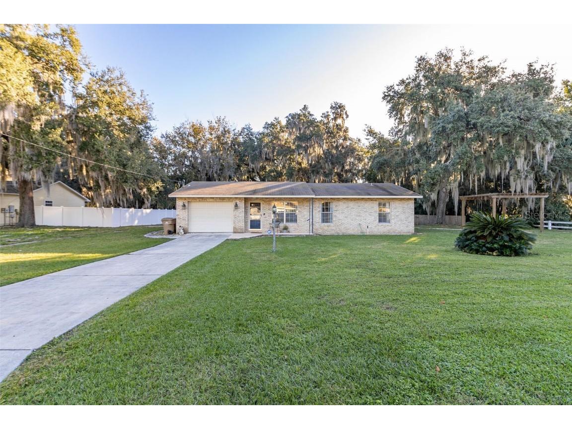 32510 Purdum Avenue Leesburg FL 34788 - HARRIS CHAIN OF LAKES S5096493 image1