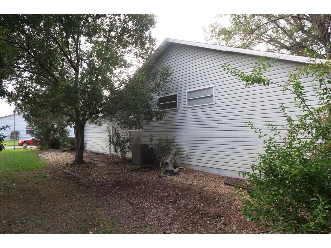 32512 Oak Park Drive Leesburg FL 34748 O6360997 image47