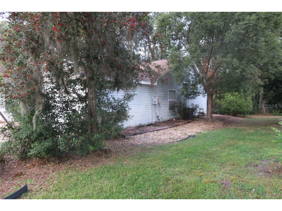 32512 Oak Park Drive Leesburg FL 34748 O6360997 image49