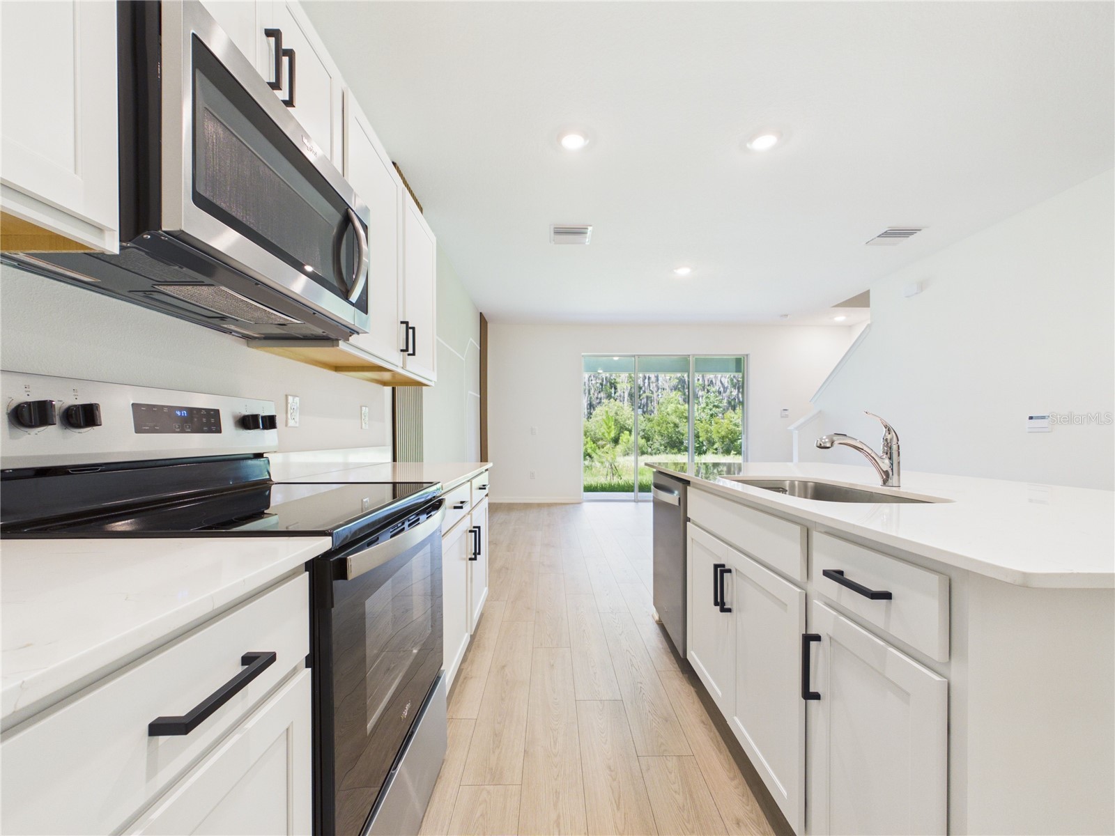 32519 Welling Blade Loop Wesley Chapel FL 33545 TB8517072 image13