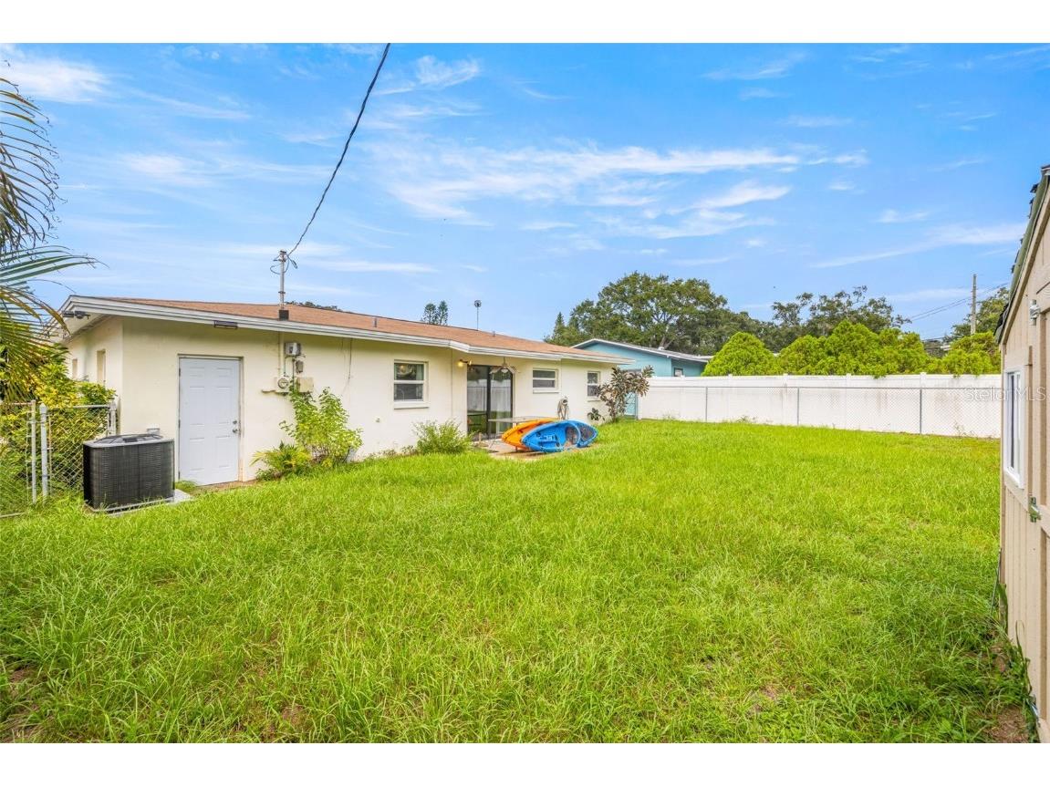 3252 21st Place SW Largo FL 33774 TB8418735 image25