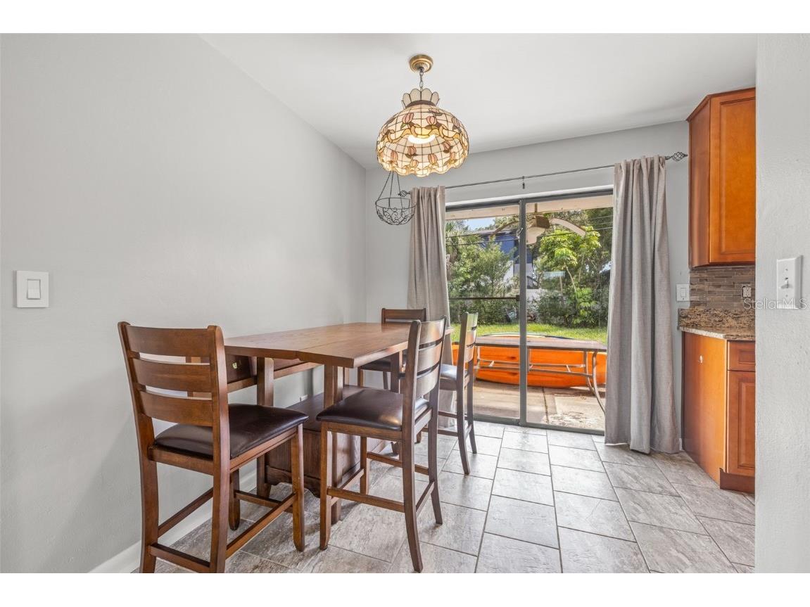 3252 21st Place SW Largo FL 33774 TB8418735 image9