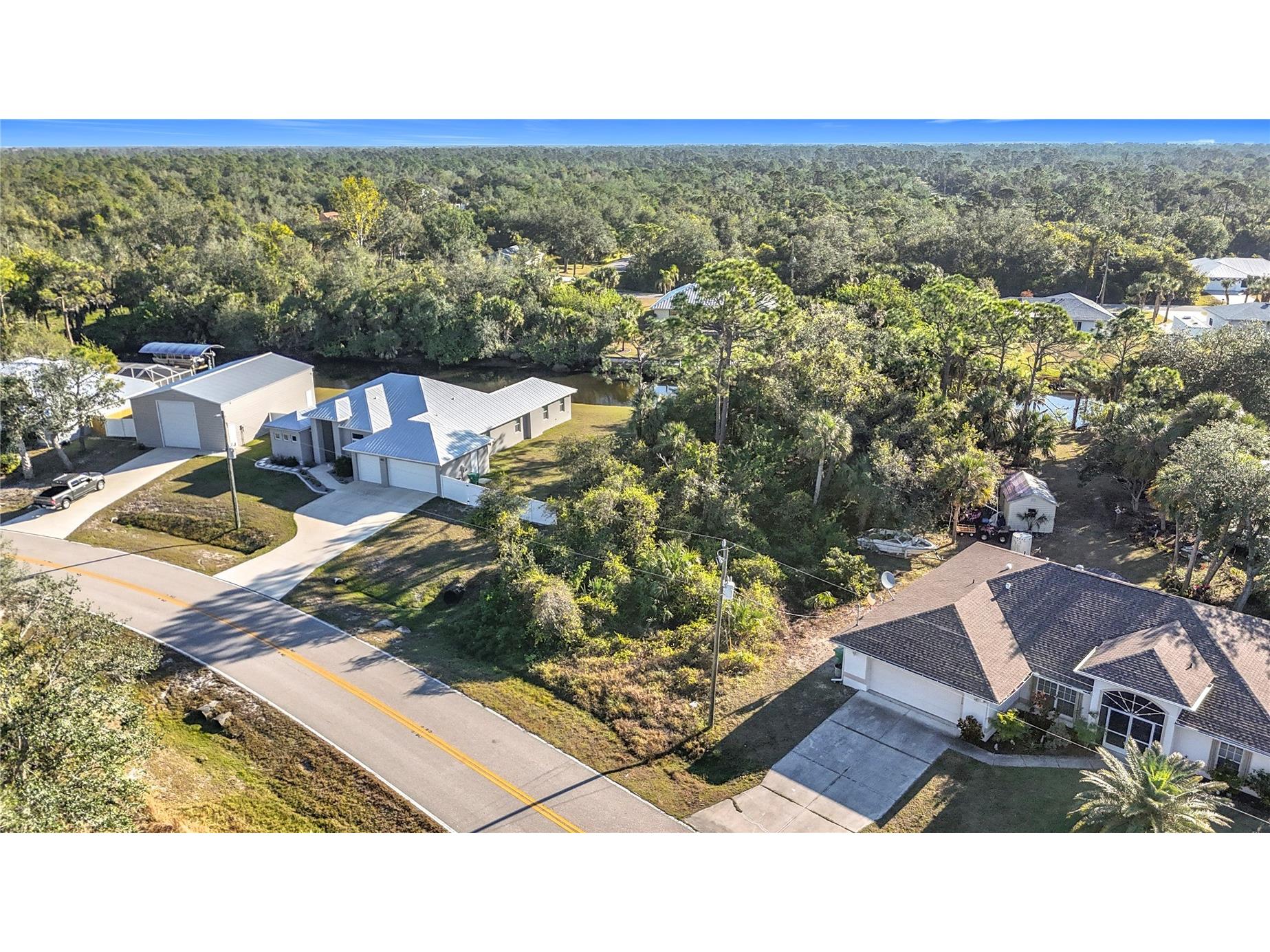 3252 Como Street Port Charlotte FL 33948 - COMO WATERWAY A4681906 image2