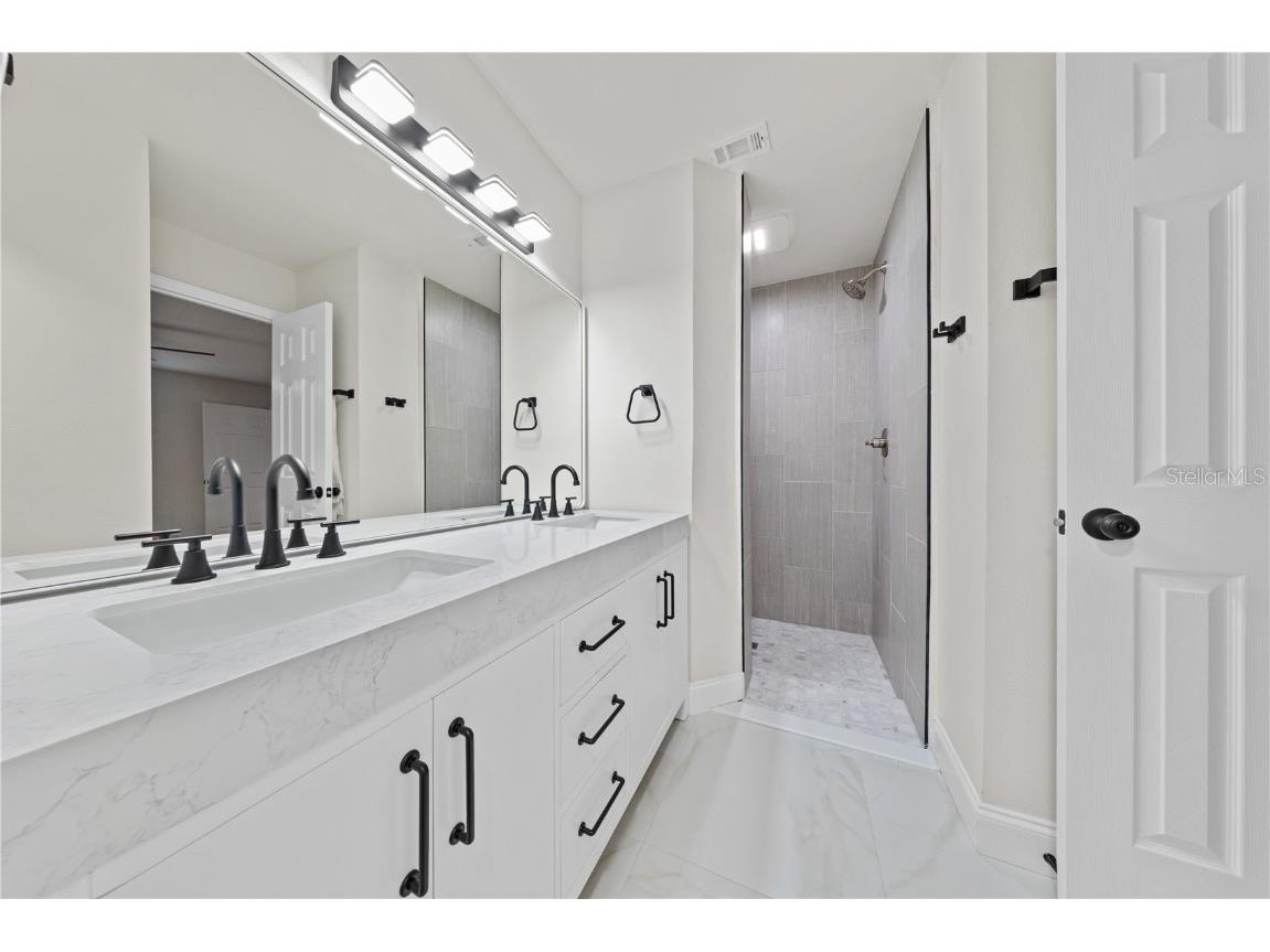 3252 Oak Point Circle Saint Cloud FL 34771 A4666225 image14