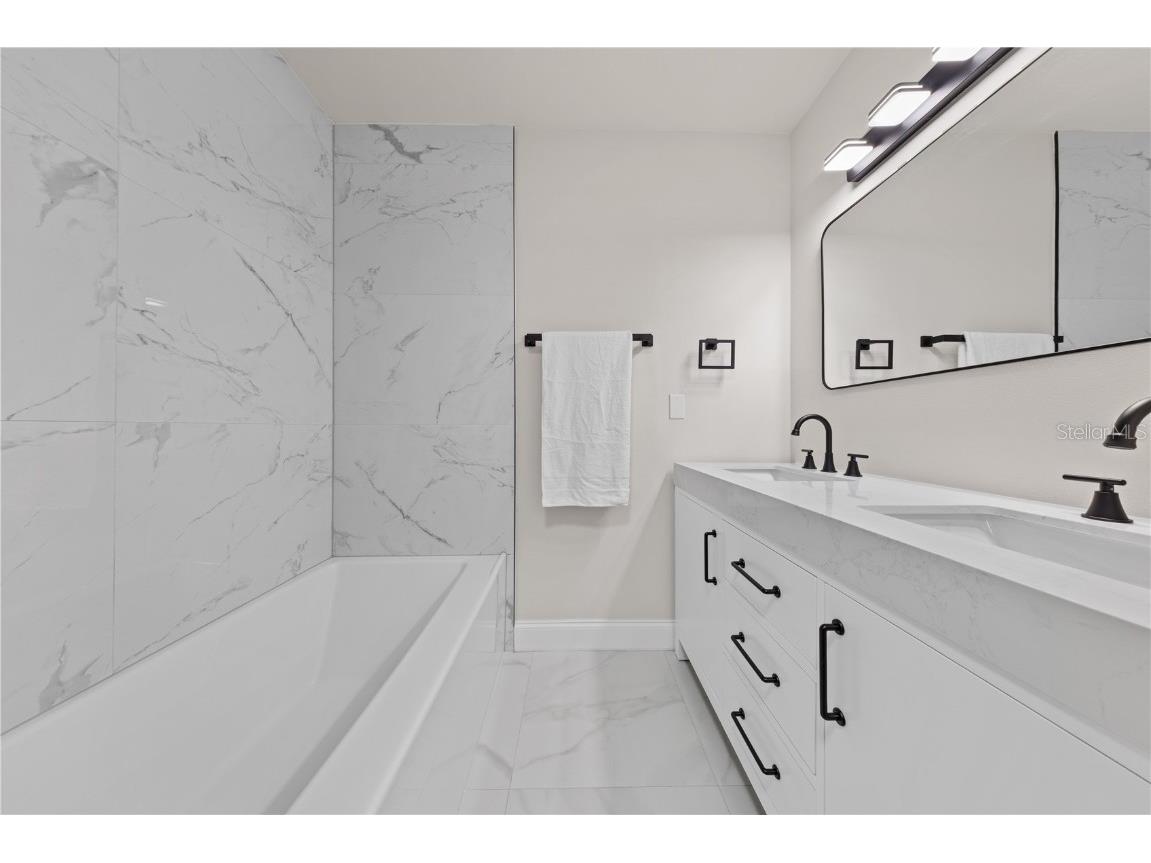 3252 Oak Point Circle Saint Cloud FL 34771 A4666225 image24