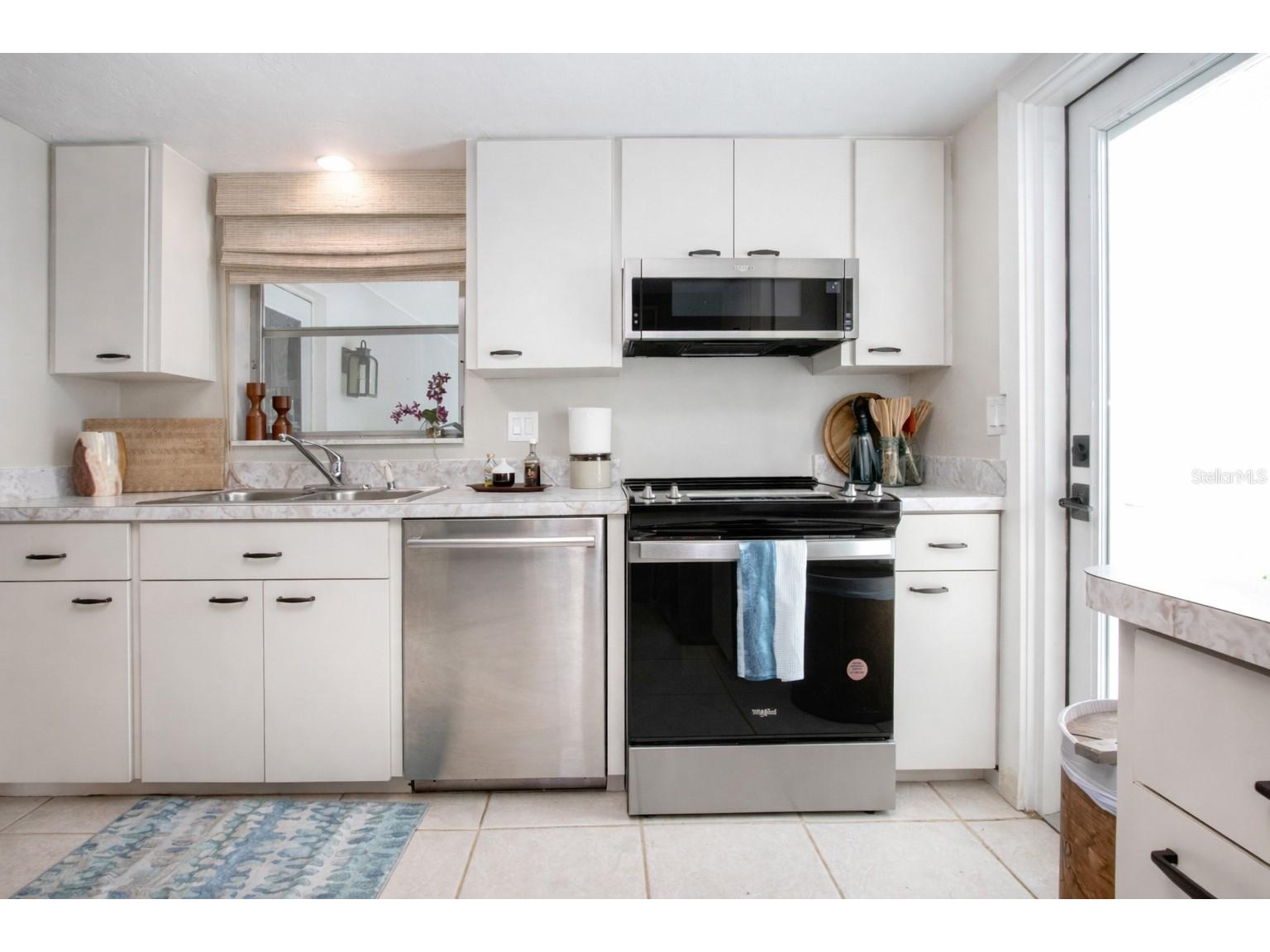 3252 Westford Lane #122 Sarasota FL 34231 A4688937 image23